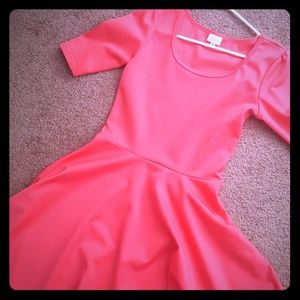 LuLaRoe Nicole Dress - Small